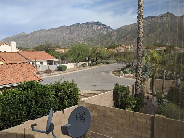 5563 Weeping Rock Drive, Tucson, AZ 85750