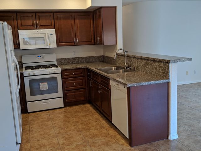 5563 Weeping Rock Drive, Tucson, AZ 85750