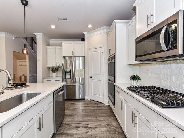 1072 Thoroughbred Drive, Iron Station, NC 28080