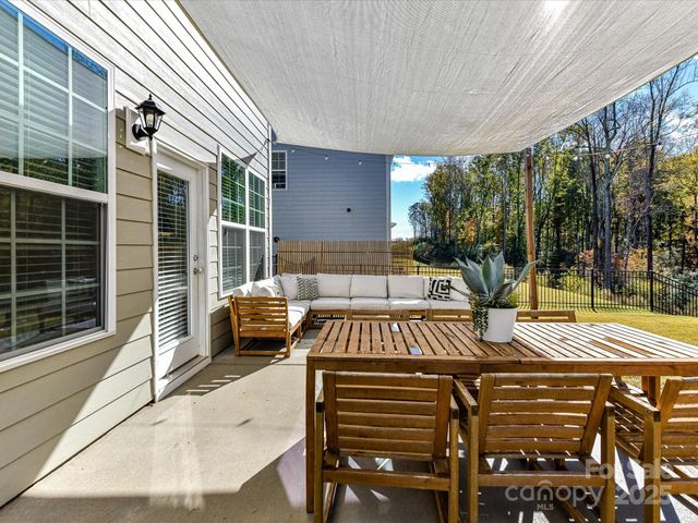 1072 Thoroughbred Drive, Iron Station, NC 28080