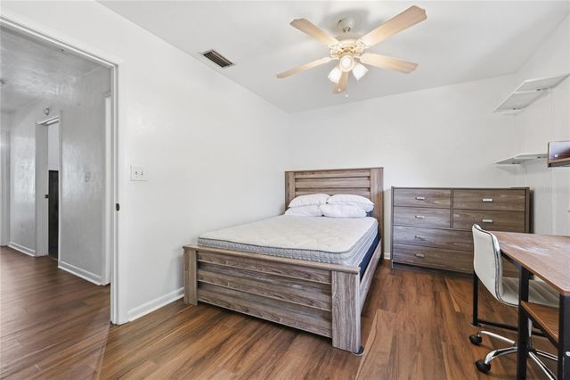 3600 SW 19TH AVENUE 5D, Gainesville, FL 32607