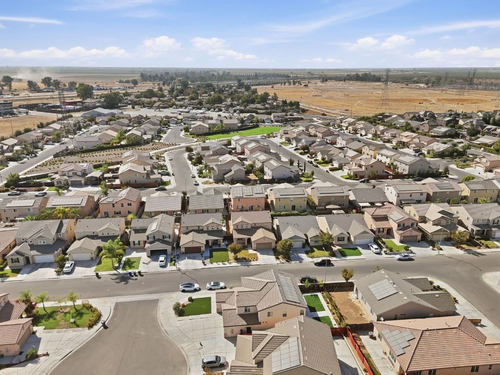 Image 41 of property listing at 7099 N Shiraz Avenue, Fresno, CA 93722