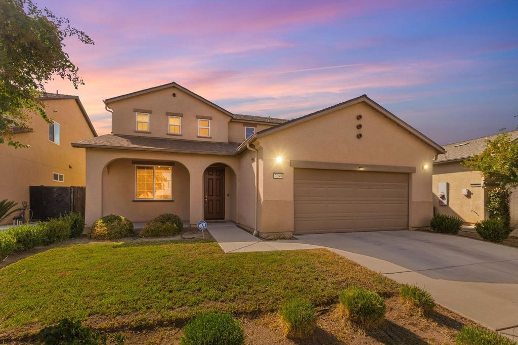 Image 7 of property listing at 7099 N Shiraz Avenue, Fresno, CA 93722