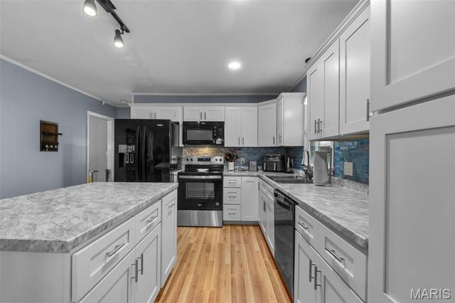 918 Hawthorn Drive, Sikeston, MO 63801