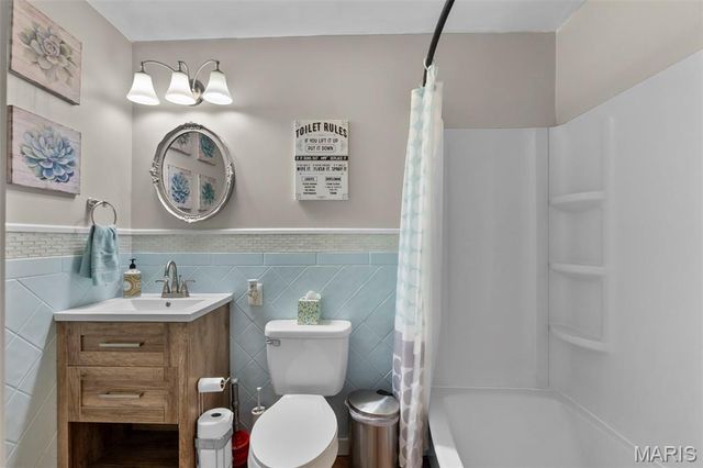 918 Hawthorn Drive, Sikeston, MO 63801