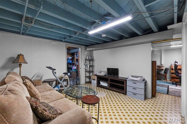 918 Hawthorn Drive, Sikeston, MO 63801