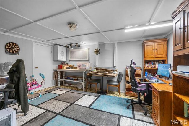 918 Hawthorn Drive, Sikeston, MO 63801