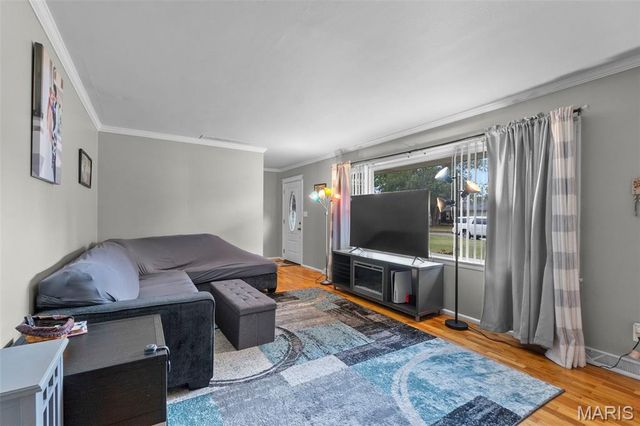 918 Hawthorn Drive, Sikeston, MO 63801