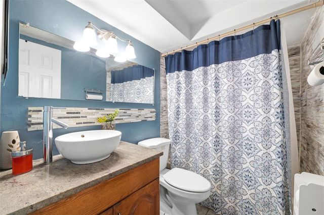 5633 ANDREA DRIVE, Holiday, FL 34690
