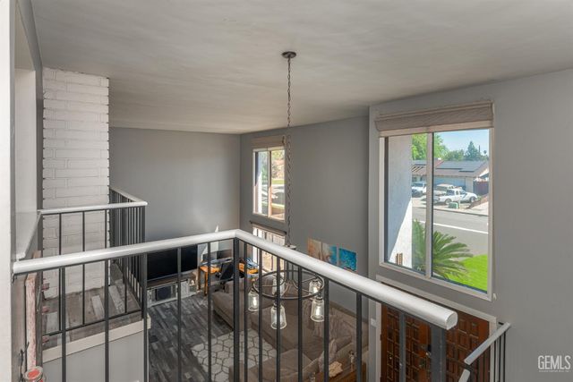 6508 Landfair Drive, Bakersfield, CA 93309