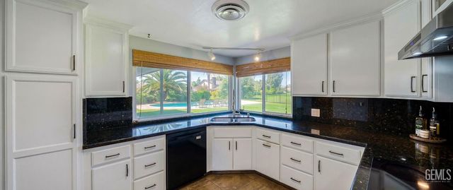 6508 Landfair Drive, Bakersfield, CA 93309