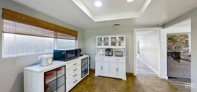 6508 Landfair Drive, Bakersfield, CA 93309