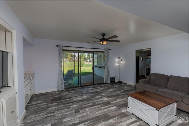 6508 Landfair Drive, Bakersfield, CA 93309