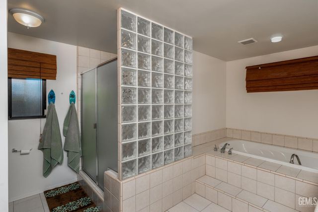 6508 Landfair Drive, Bakersfield, CA 93309