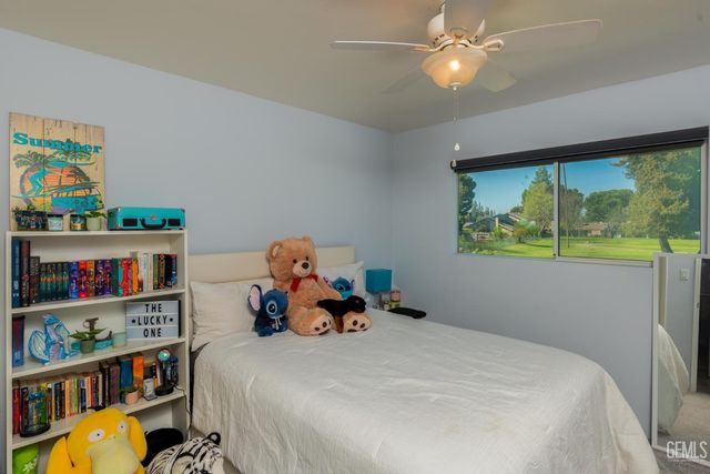 6508 Landfair Drive, Bakersfield, CA 93309