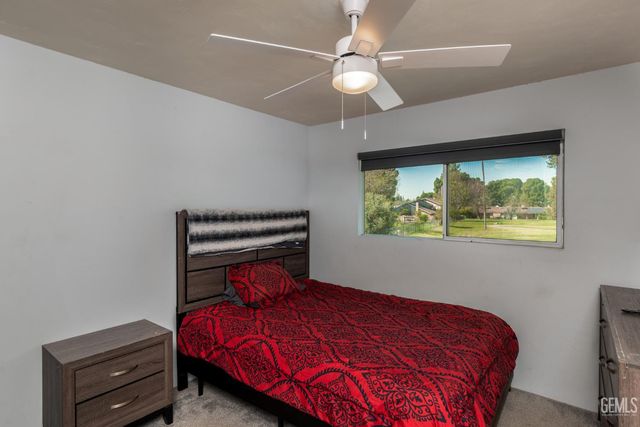 6508 Landfair Drive, Bakersfield, CA 93309