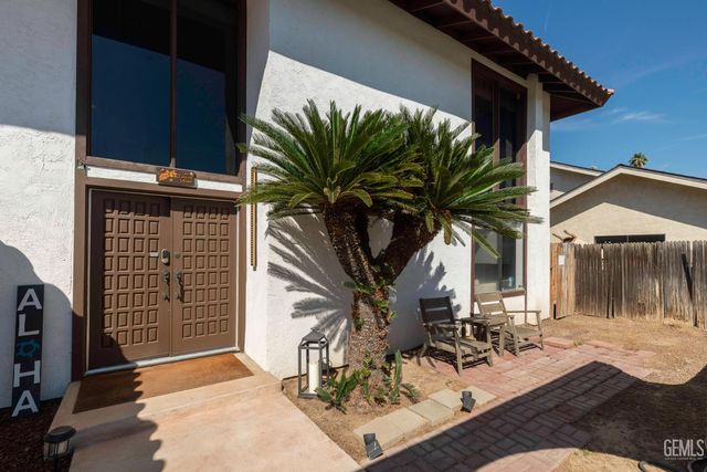 6508 Landfair Drive, Bakersfield, CA 93309