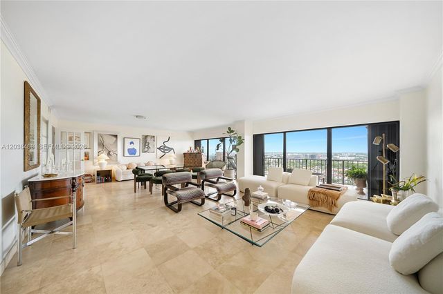 1800 NE 114th Street 1811, Miami, FL 33181