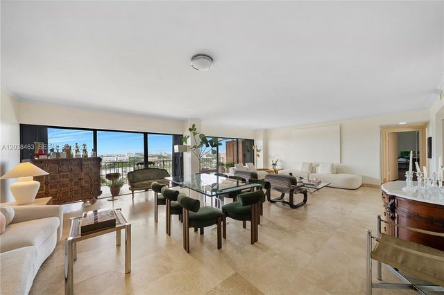 1800 NE 114th Street 1811, Miami, FL 33181