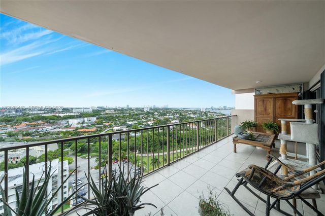 1800 NE 114th Street 1811, Miami, FL 33181