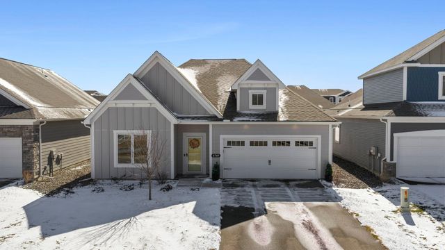 6749 Bellflower Drive, Minnetrista, MN 55331