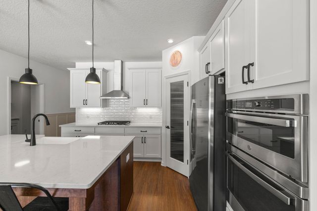 6749 Bellflower Drive, Minnetrista, MN 55331