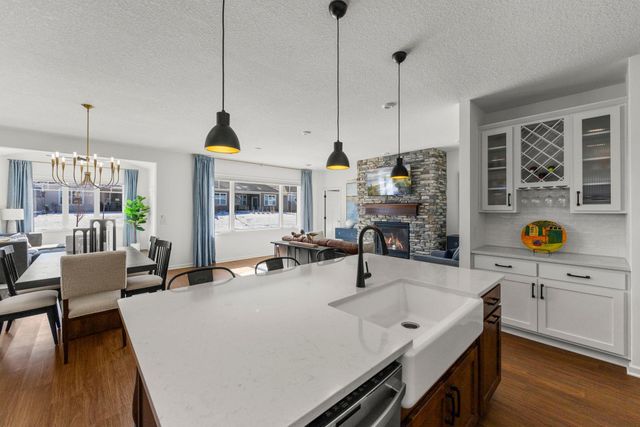 6749 Bellflower Drive, Minnetrista, MN 55331