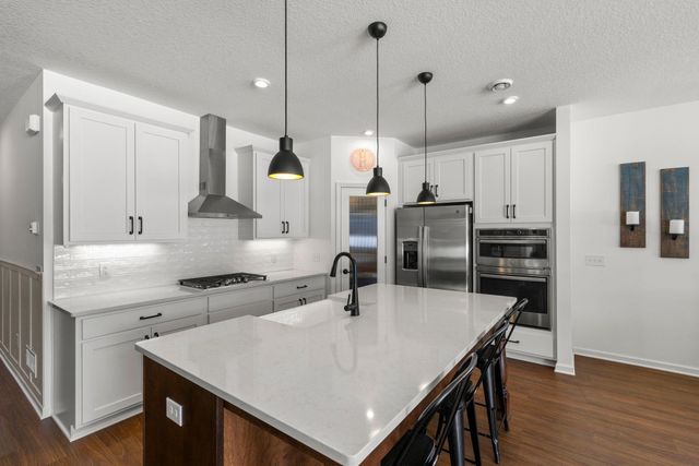 6749 Bellflower Drive, Minnetrista, MN 55331