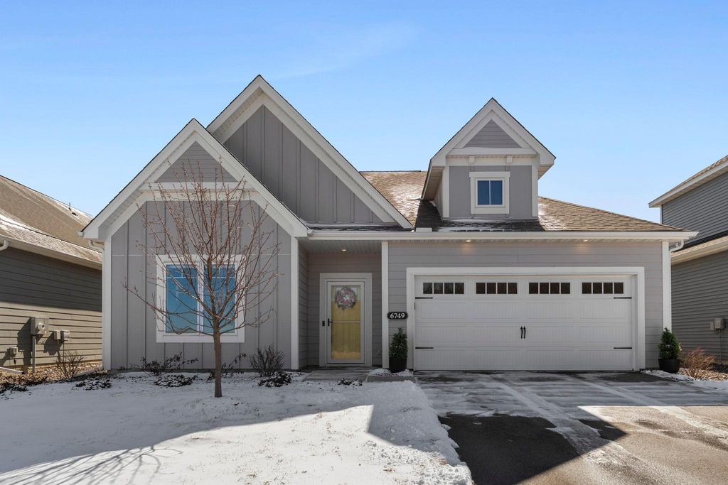 6749 Bellflower Drive, Minnetrista, MN 55331
