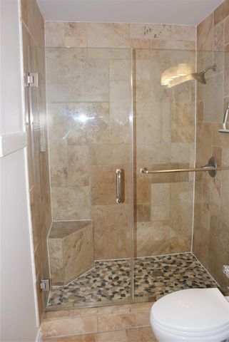 12450 Grossmount Drive, Houston, TX 77066