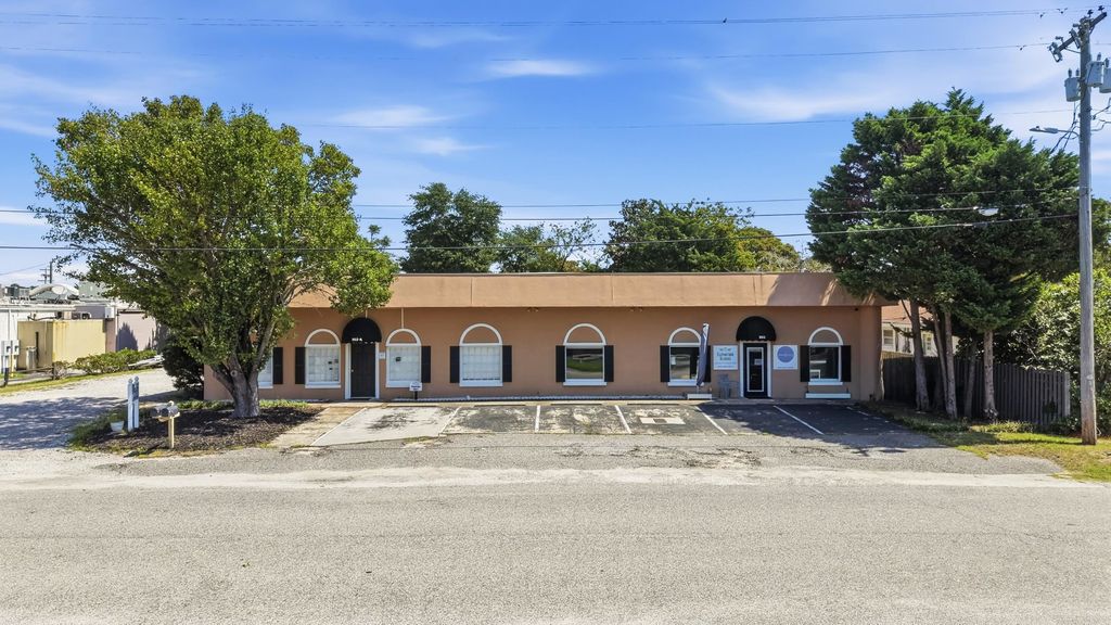 802 13th Ave. S, North Myrtle Beach, SC 29582 — exterior