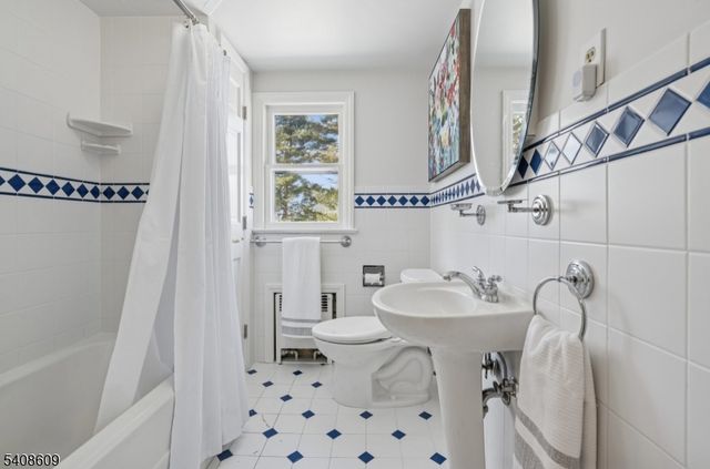 175 Green Village Rd, Madison Boro, NJ 07940