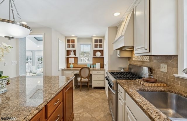 175 Green Village Rd, Madison Boro, NJ 07940