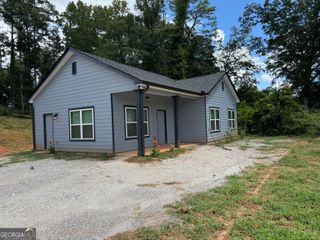 1555 W Poplar Street, Griffin, GA 30224