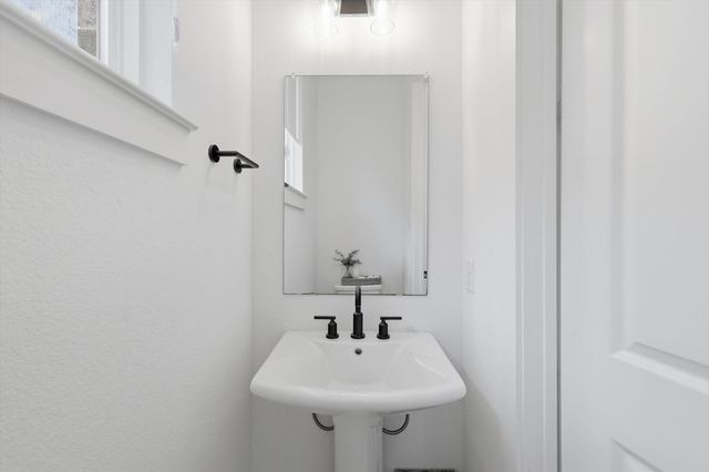 8701 Bethpage Drive, Mckinney, TX 75070