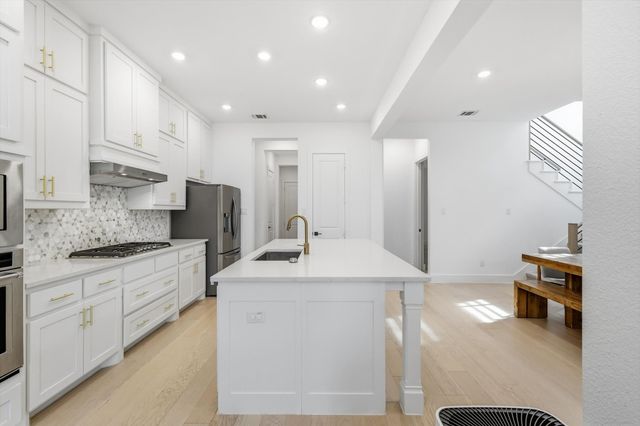 8701 Bethpage Drive, Mckinney, TX 75070