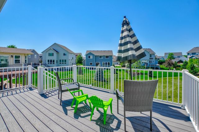 5204 Porchlight Bay, Woodbury, MN 55129