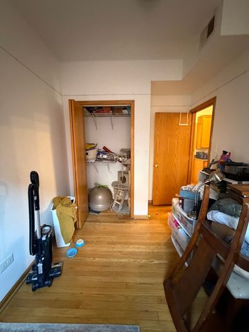 626 W Patterson Avenue 2W, Chicago, IL 60613