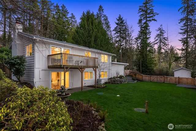 9280 NE Lovgreen Road, Bainbridge Island, WA 98110
