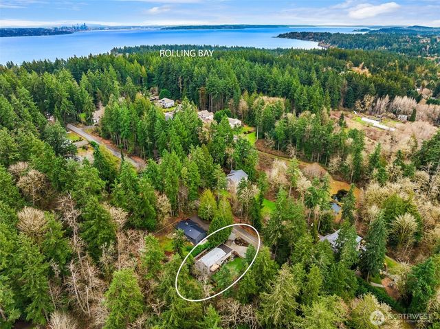 9280 NE Lovgreen Road, Bainbridge Island, WA 98110