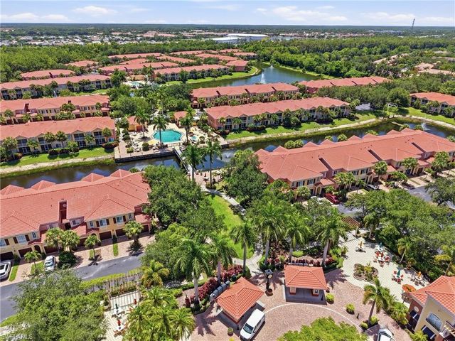 20121 Estero Gardens CIR 203, Estero, FL 33928