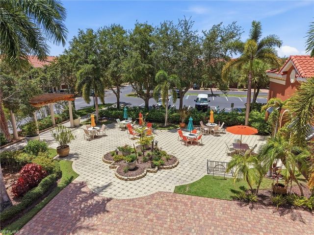 20121 Estero Gardens CIR 203, Estero, FL 33928