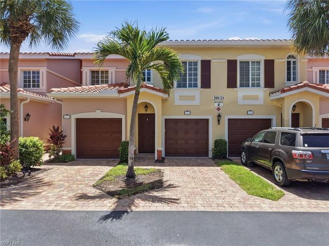 20121 Estero Gardens CIR 203, Estero, FL 33928