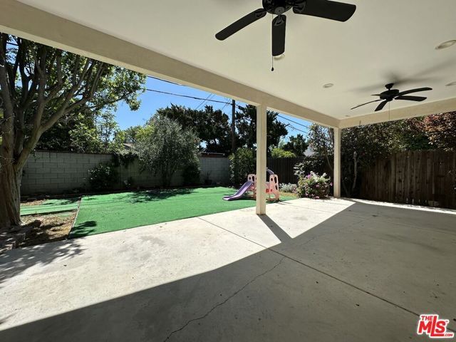 7924 Peachtree Avenue, Panorama City (los Angeles), CA 91402