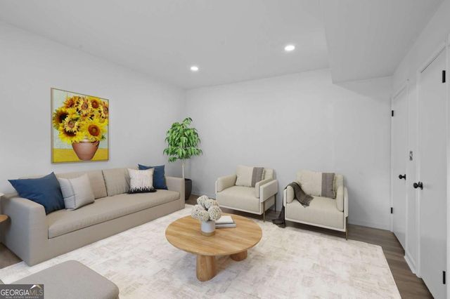 2696 Long Lake Terrace NE, Roswell, GA 30075