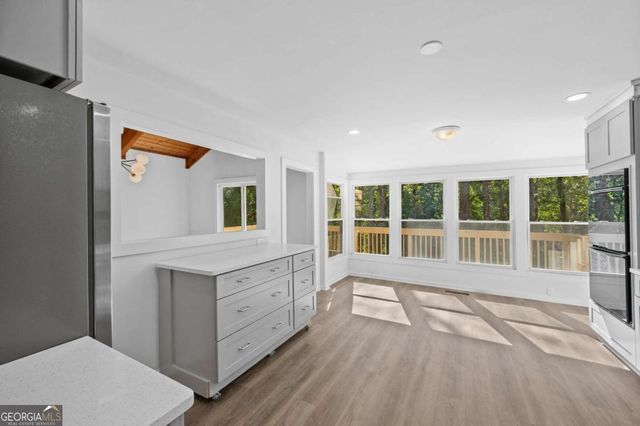 2696 Long Lake Terrace NE, Roswell, GA 30075