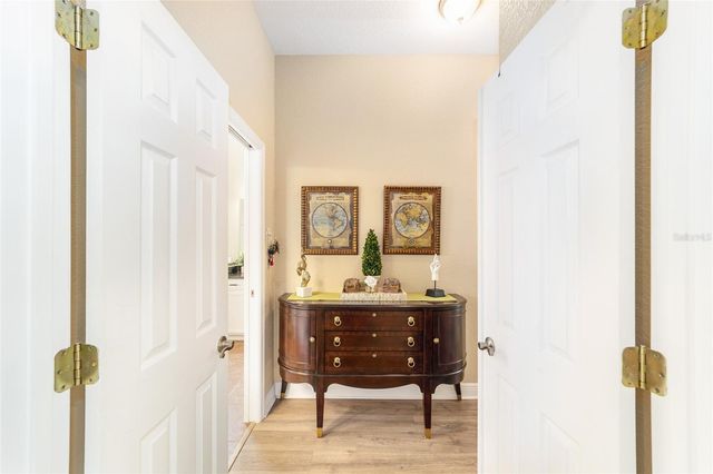 10174 LAKE MIONA WAY, Oxford, FL 34484