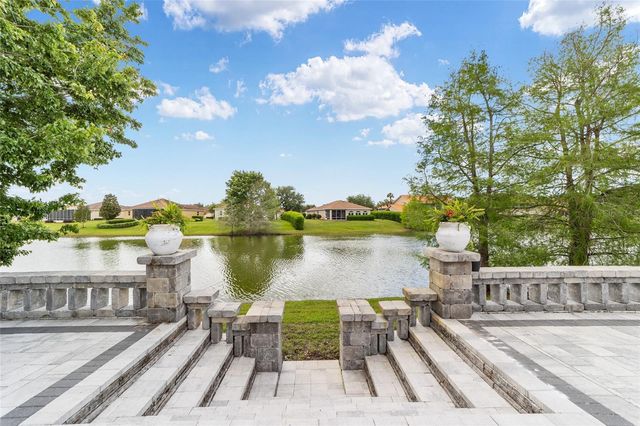 10174 LAKE MIONA WAY, Oxford, FL 34484