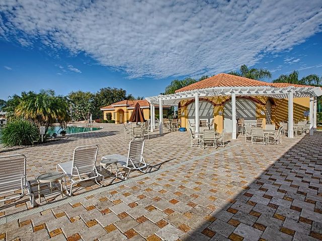 10174 LAKE MIONA WAY, Oxford, FL 34484