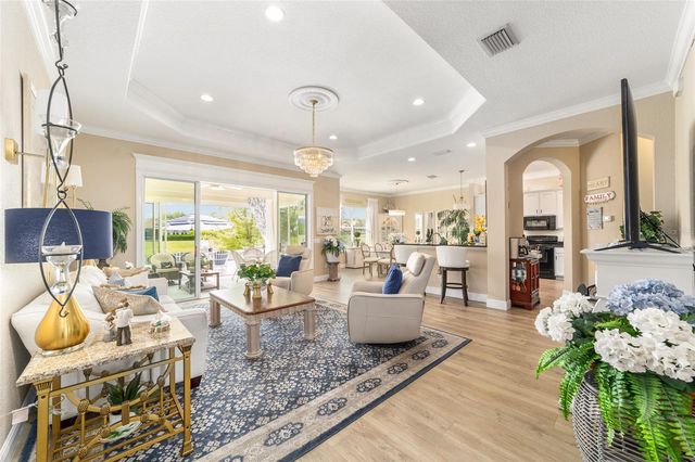 10174 LAKE MIONA WAY, Oxford, FL 34484